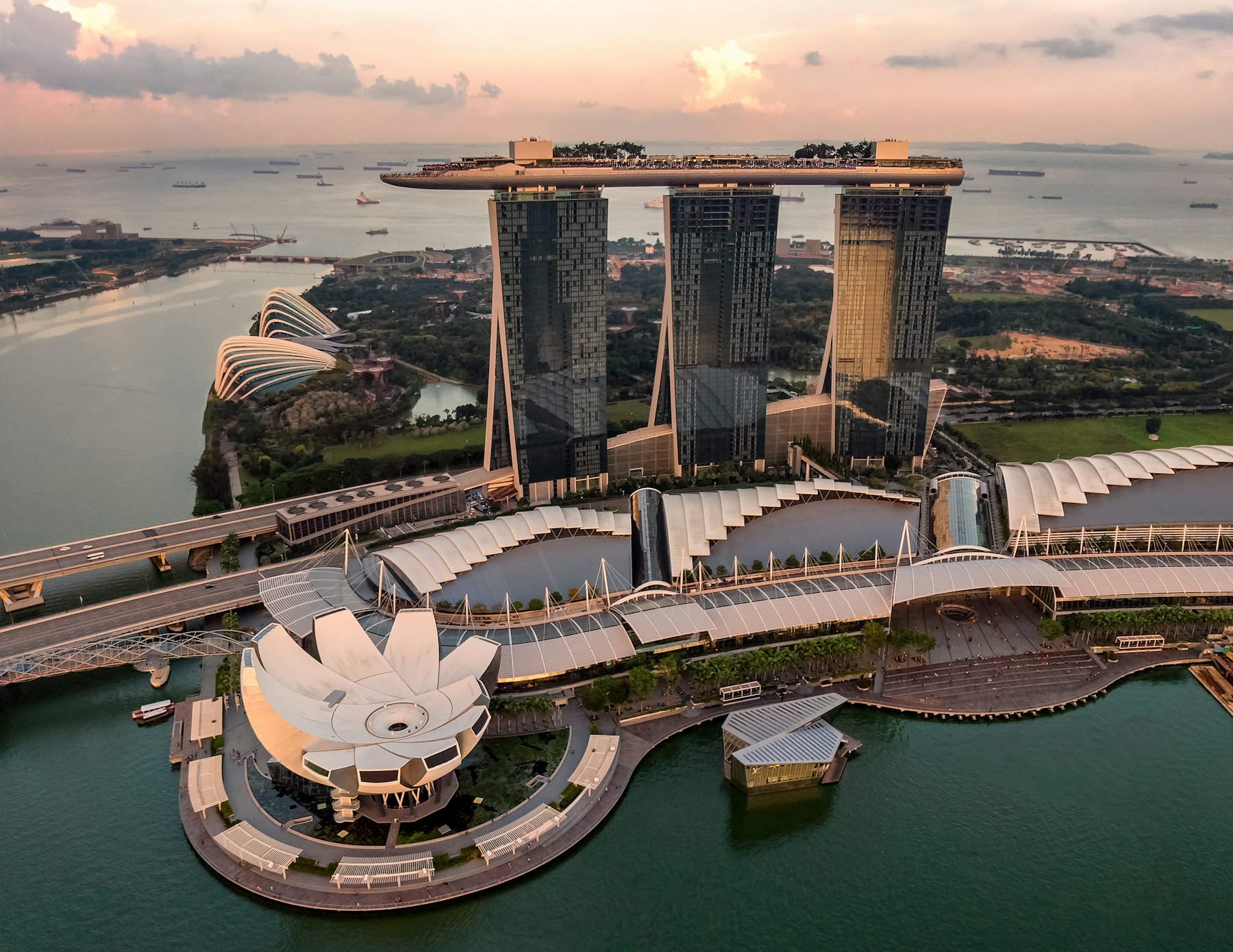 Marina Bay Sands and the lotus-shaped ArtScience Museum in Singapore
